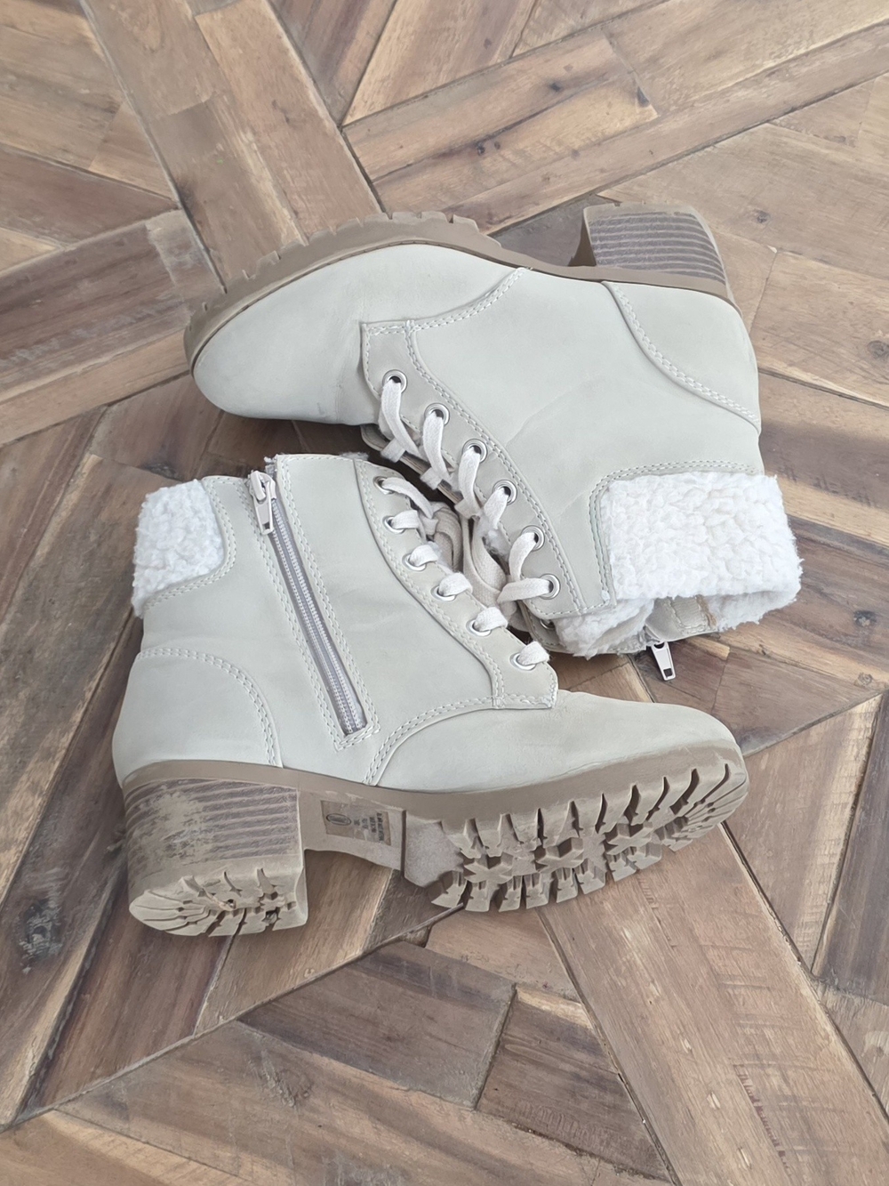 Soda Cream Lace-Up Sherpa Ankle Boots, Girls 3